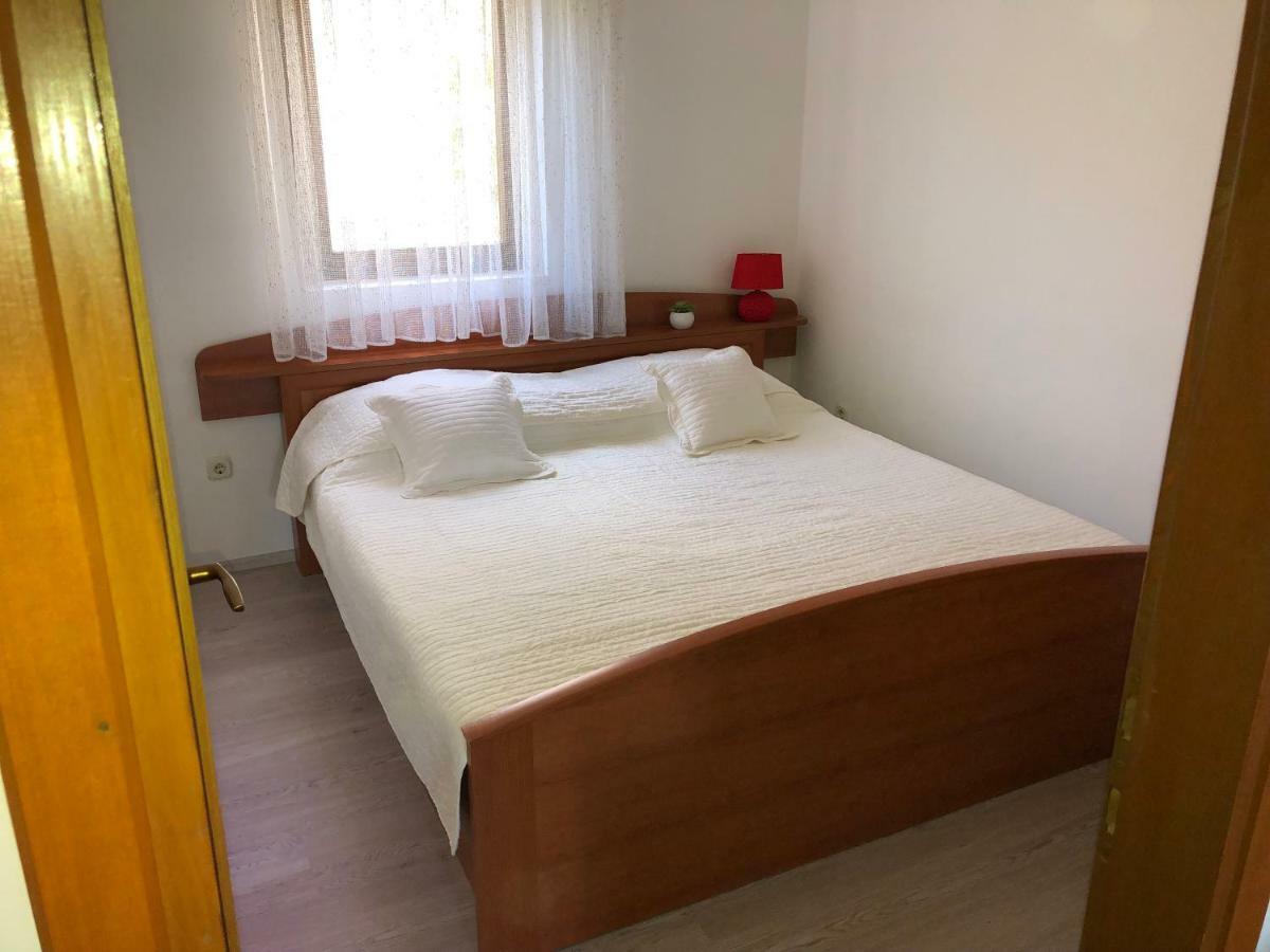 פג Apartments Vrdoljak מראה חיצוני תמונה