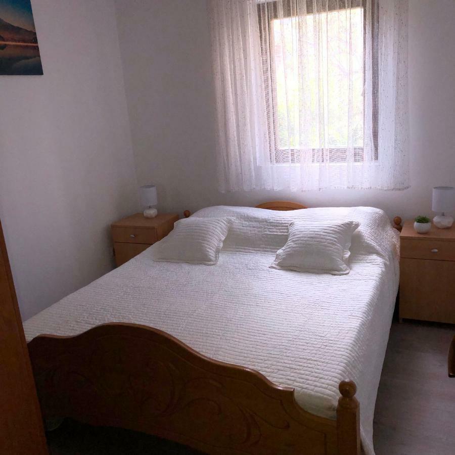 פג Apartments Vrdoljak מראה חיצוני תמונה